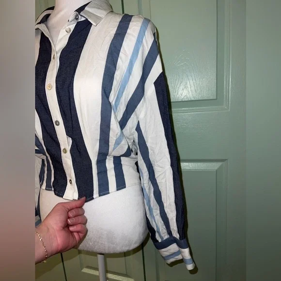 Zara trf White Blue Stripped Crop Blouse - Picture 8 of 15